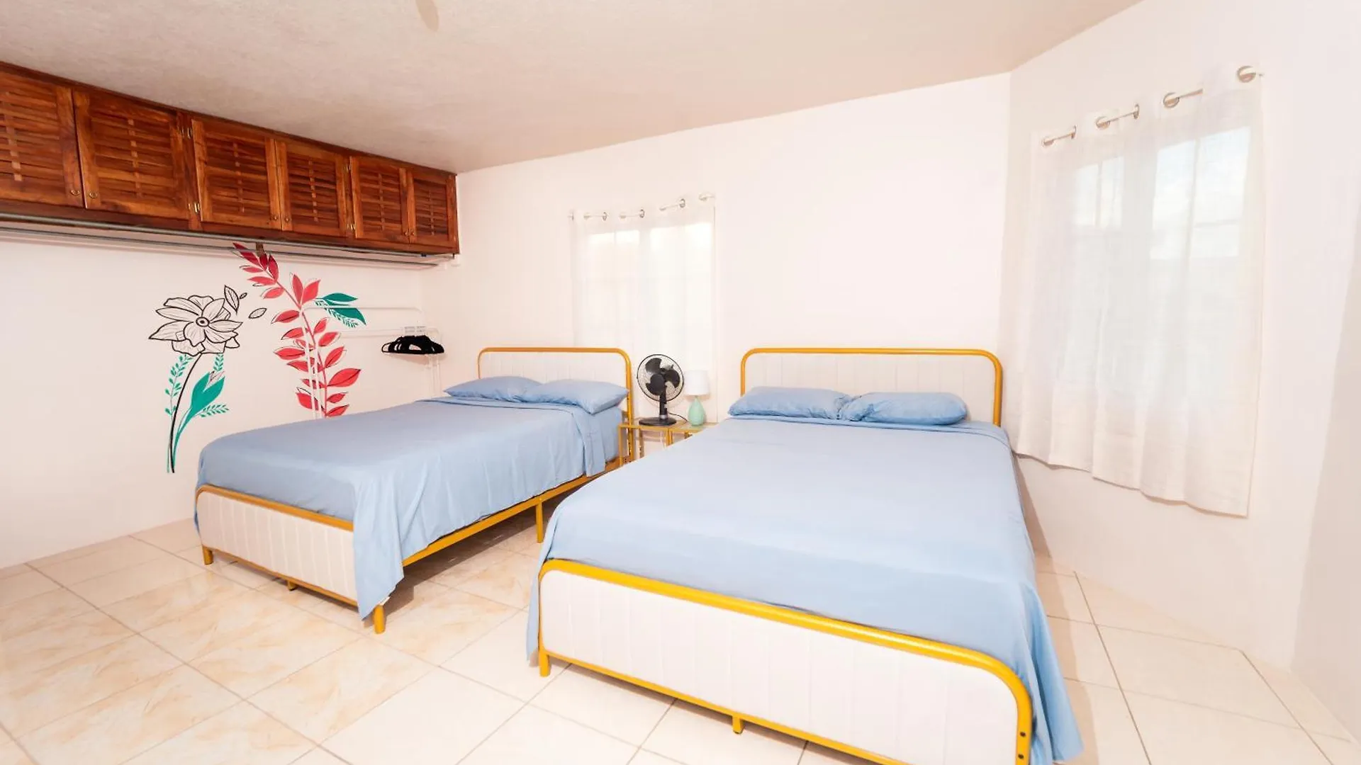 Bell Air Seaview Hotel Runaway Bay